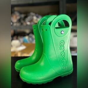 Crocs Green Unisex Child Handle It Rain Boots. J 3